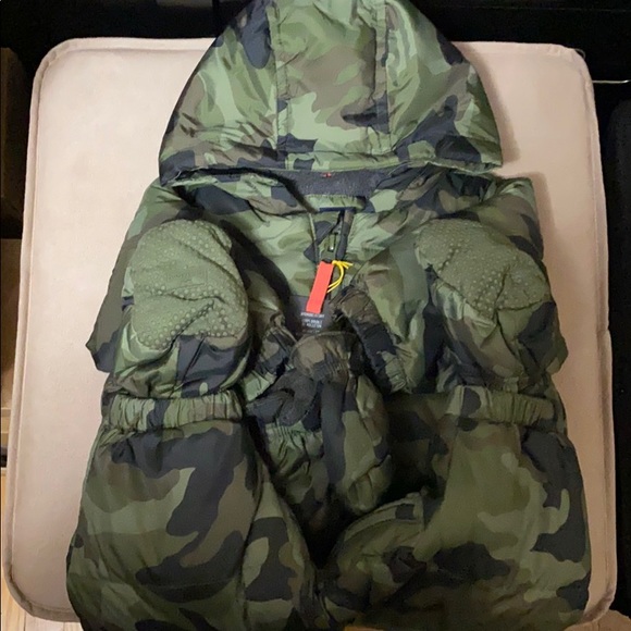 Brand New Baby GAP Winter Jacket - Picture 3 of 9